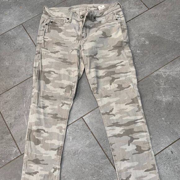 Gray by Saks Fifth Avenue camo skinny jeans, size 30 - Picture 2 of 9